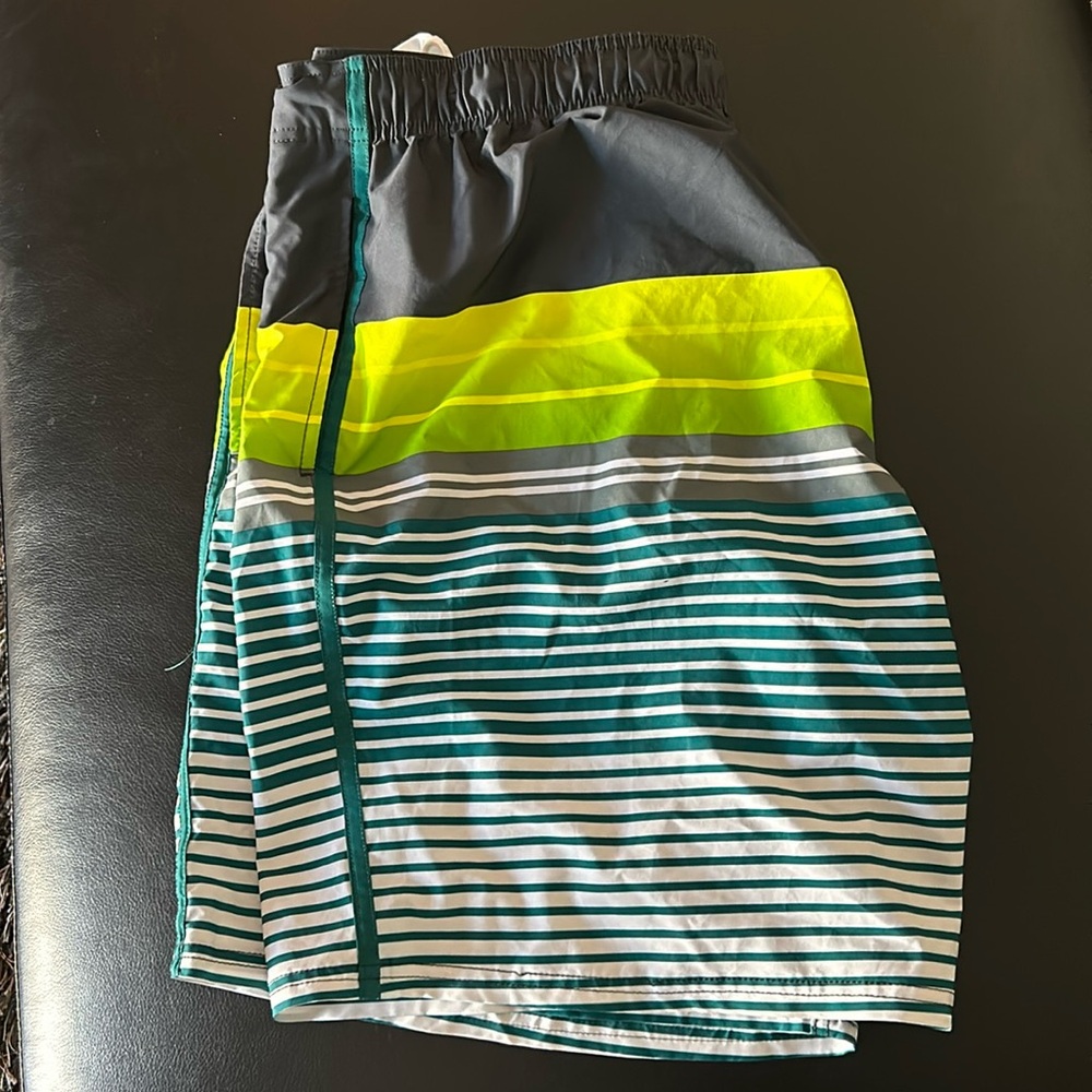Billabong swim shorts good condition xl